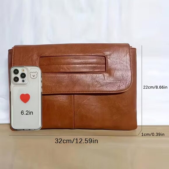 Elegant Black Leather Clutch - Picture 3 of 3